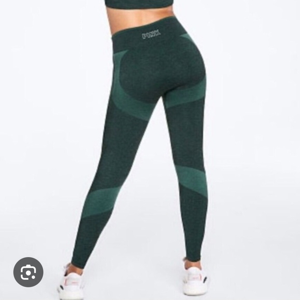 Victoria's Secret PINK Seamless Workout Leggings - Dark Green - Size Medium